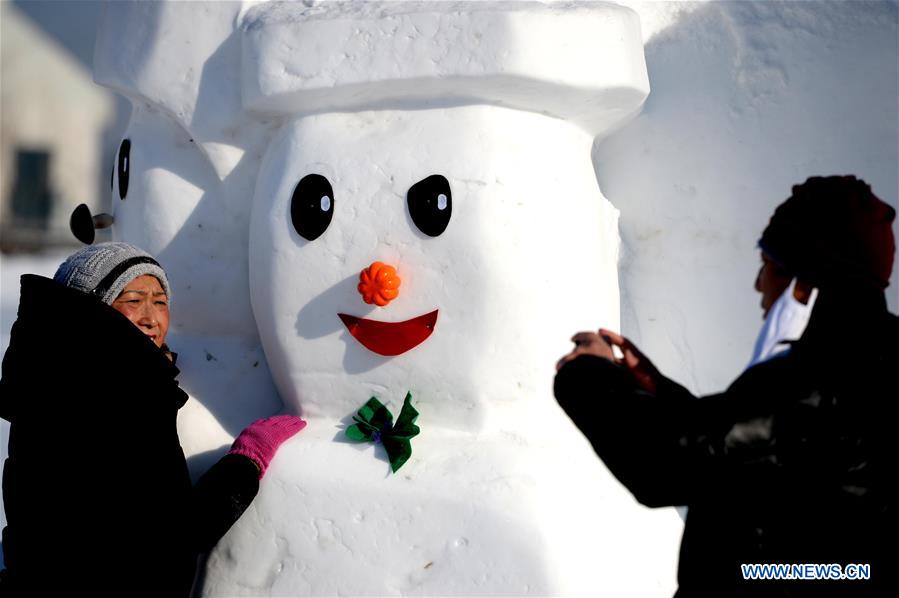 CHINA-HARBIN-SNOWMAN (CN)