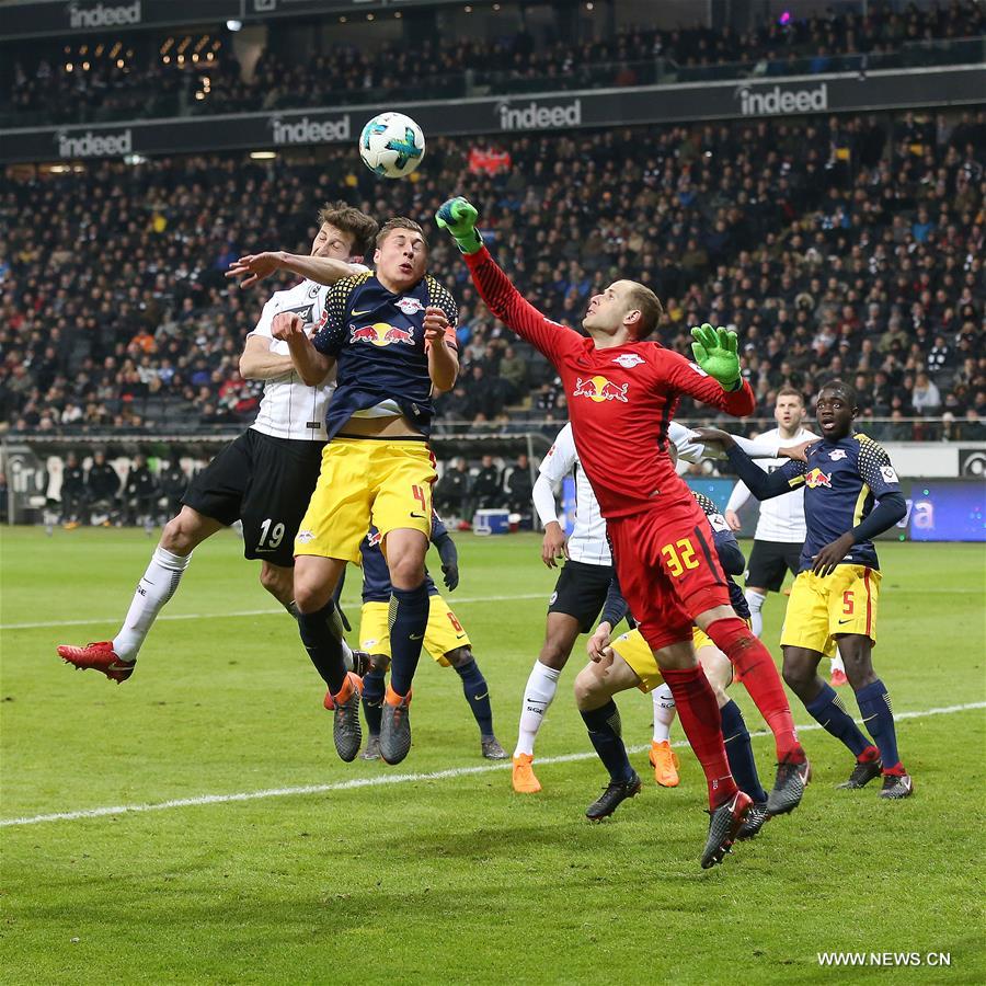 (SP)GERMANY-FRANKFURT-SOCCER-BUNDESLIGA-SGE VS RBL