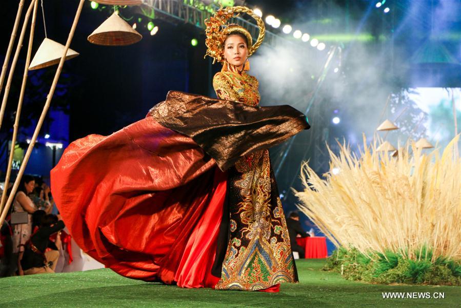 VIETNAM-HO CHI MINH CITY-AO DAI FESTIVAL 2018