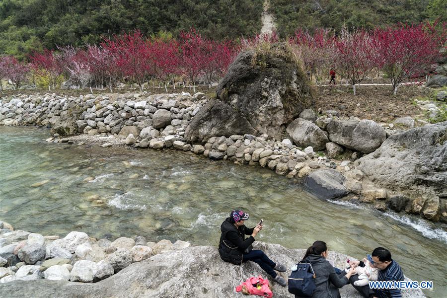 CHINA-HUBEI-SPRING-VIEWS (CN)