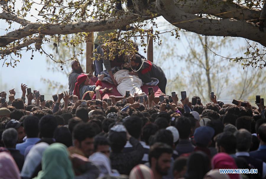 INDIAN-CONTROLLED KASHMI-SRINAGAR-VIOLENCE-FUNERAL