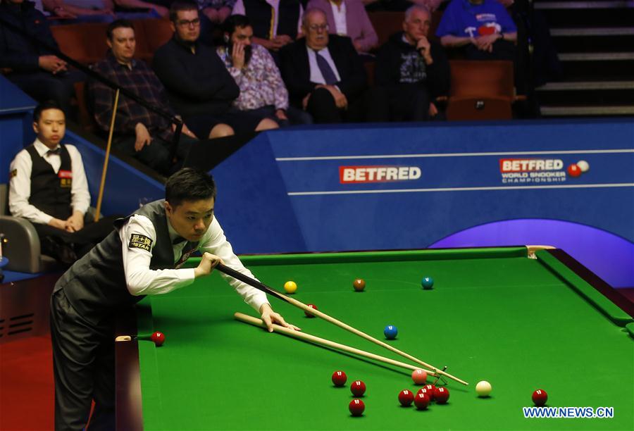 (SP)BRITAIN-SHEFFIELD-SNOOKER-WORLD CHAMPIONSHIP-DAY 4  