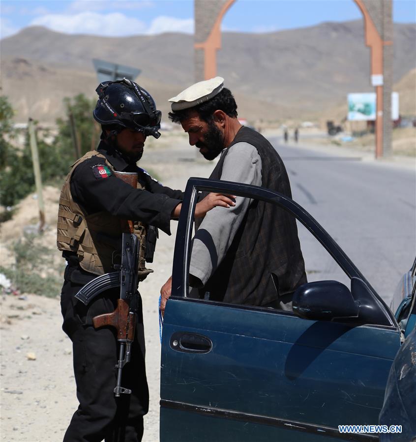 AFGHANISTAN-GHAZNI-TALIBAN ATTACK-CHECKPOINTS