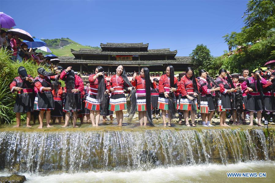 #CHINA-GUANGXI-GUILIN-DRYING CLOTHES FESTIVAL (CN)