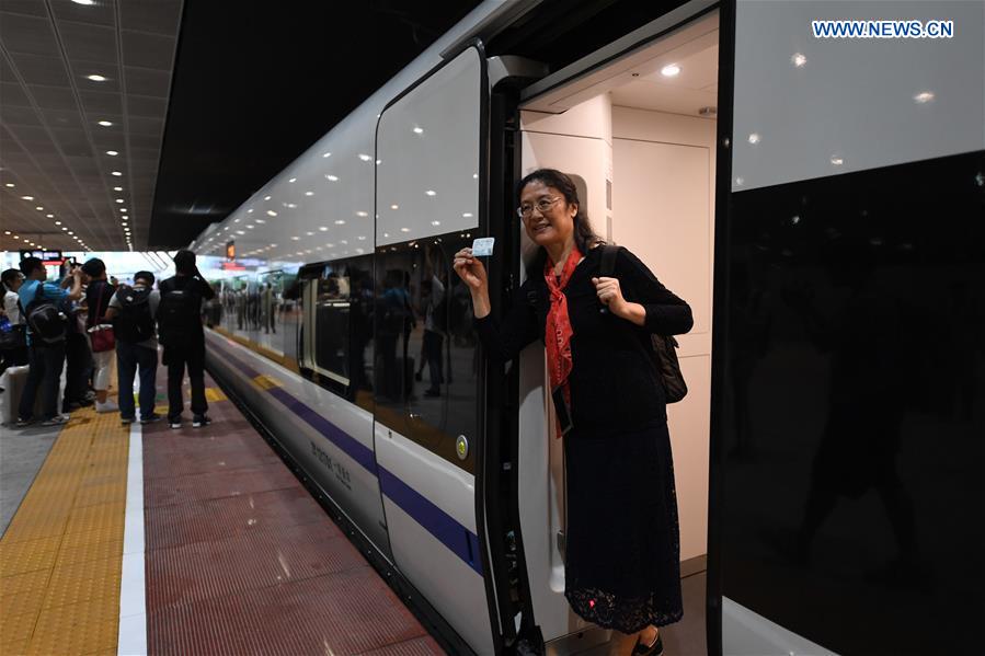 CHINA-GUANGDONG-HONG KONG-HIGH-SPEED RAILWAY OPENING (CN)