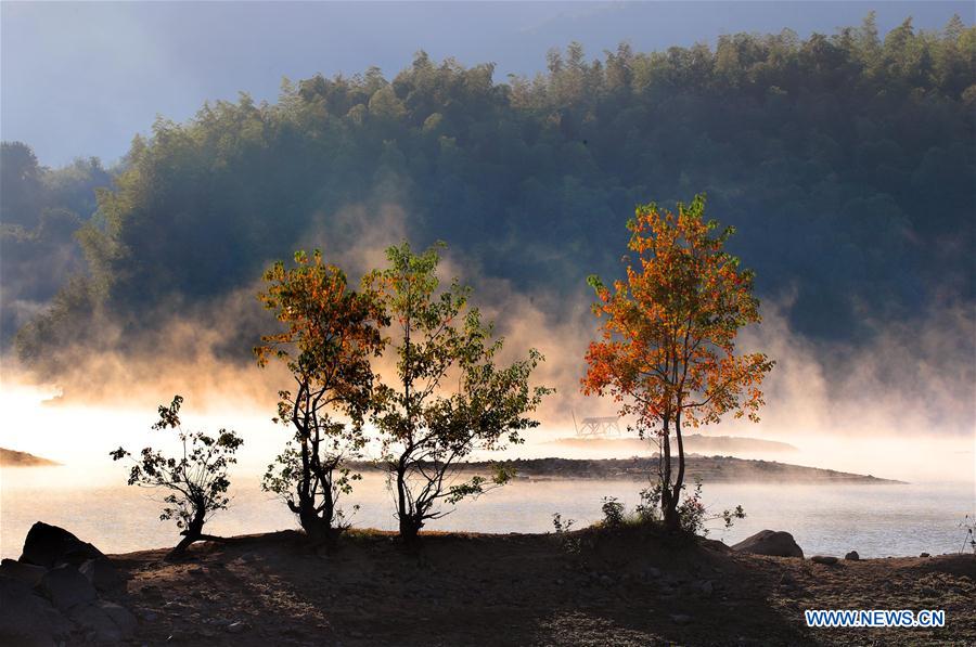 #CHINA-AUTUMN-SCENERY (CN)