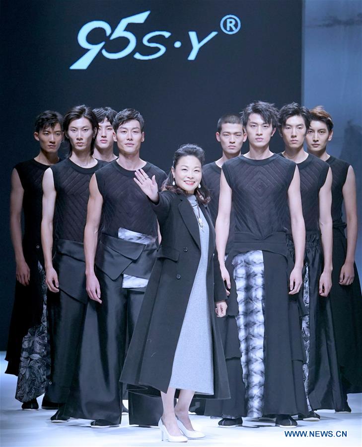 CHINA-BEIJING-FASHION WEEK (CN)