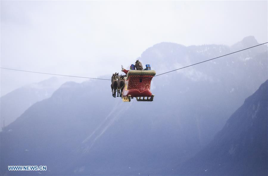 SWITZERLAND-MONTREUX-SANTA CLAUS-FLYING SLEIGH