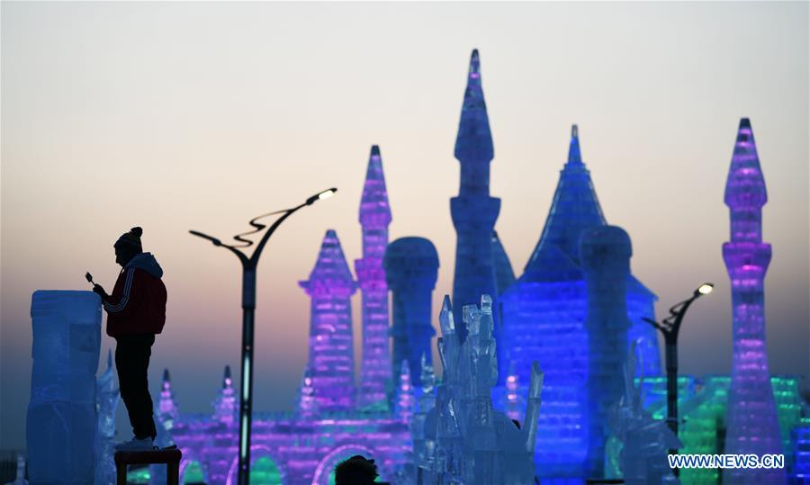 CHINA-HARBIN-ICE SCULPTURE-COMPETITION (CN)