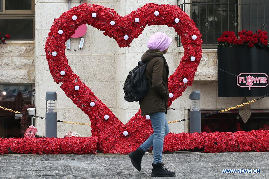 JORDAN-AMMAN-VALENTINE'S DAY-FLOWERS 