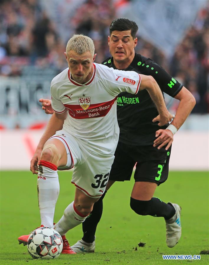 (SP)GERMANY-STUTTAGRT-SOCCER-BUNDESLIGA-STUTTAGRT VS HANOVER 96