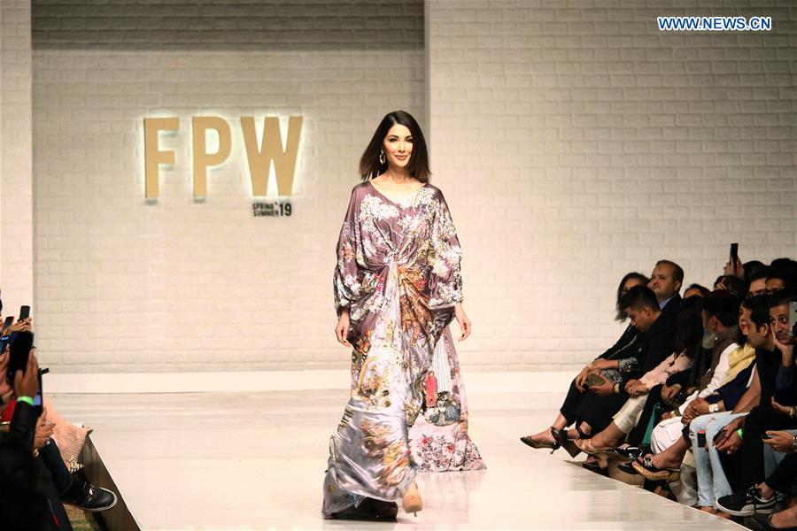 PAKISTAN-KARACHI-FASHIOIN WEEK