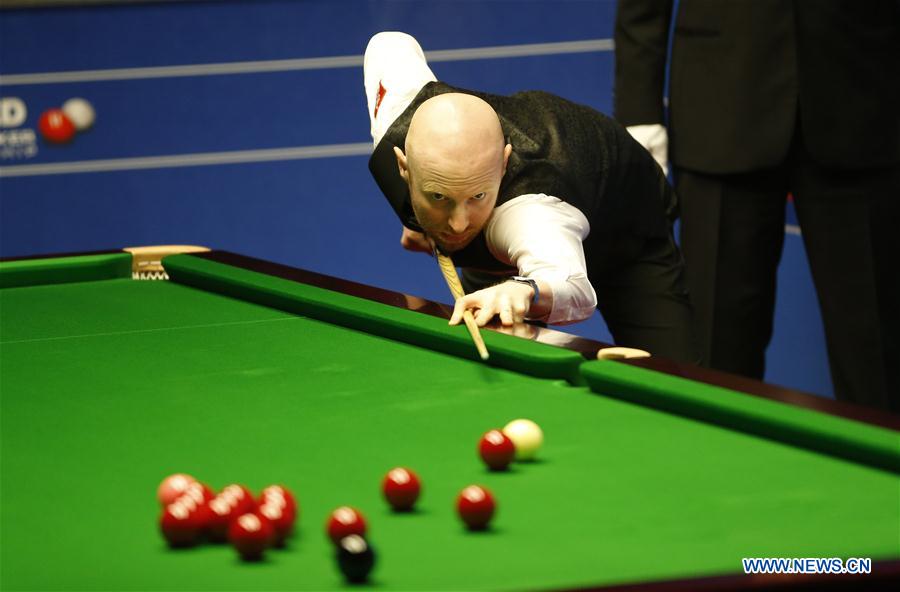 (SP)BRITAIN-SHEFFIELD-SNOOKER-WORLD CHAMPIONSHIP-DAY 2