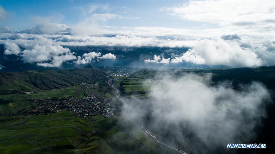 CHINA-QINGHAI-QILIAN MOUNTAINS-SCENERY (CN)