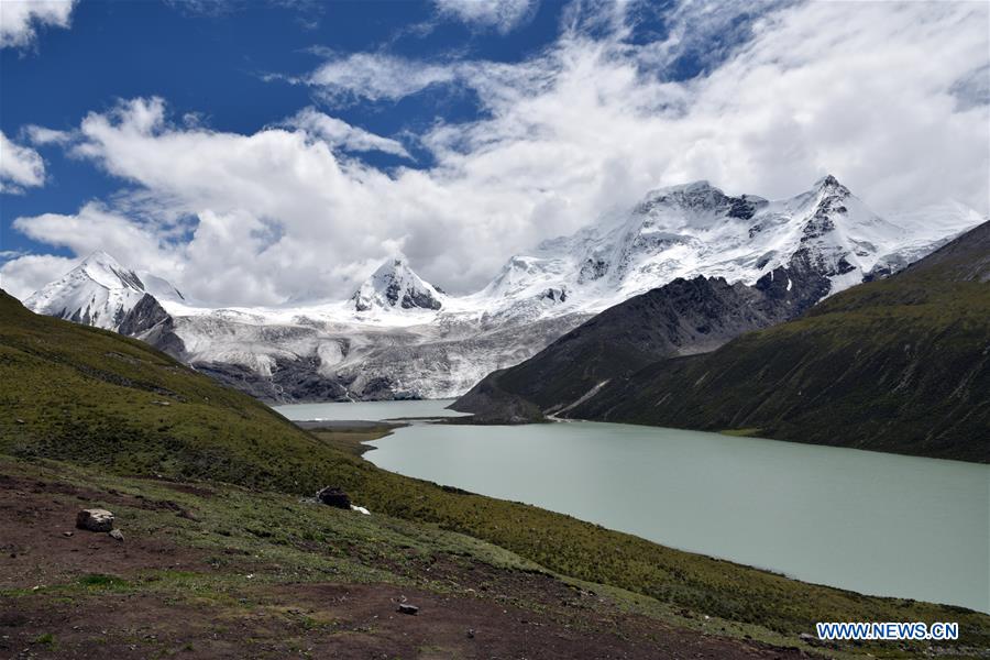 CHINA-TIBET-SNOW MOUNTAIN (CN)