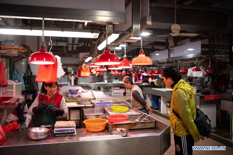 CHINA-MACAO-FISHMONGER-TRADITIONAL DRUNKEN DRAGON DANCE (CN)