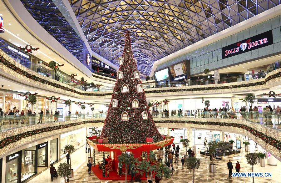 TURKEY-ISTANBUL-SHOPPING MALL-CHRISTMAS TREE