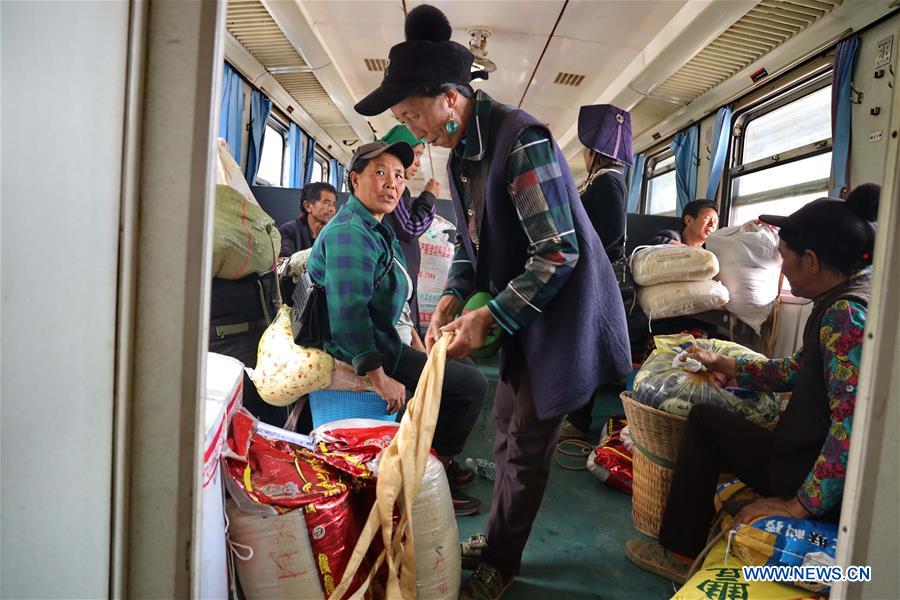 #CHINA-SICHUAN-LIANGSHAN-REMOTE AREA-TRAIN (CN)