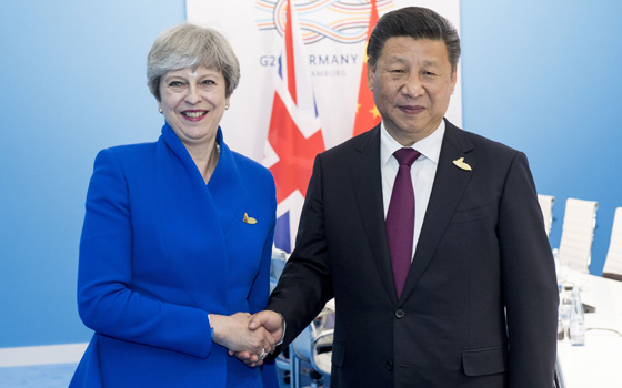 习近平会见英国首相特雷莎·梅